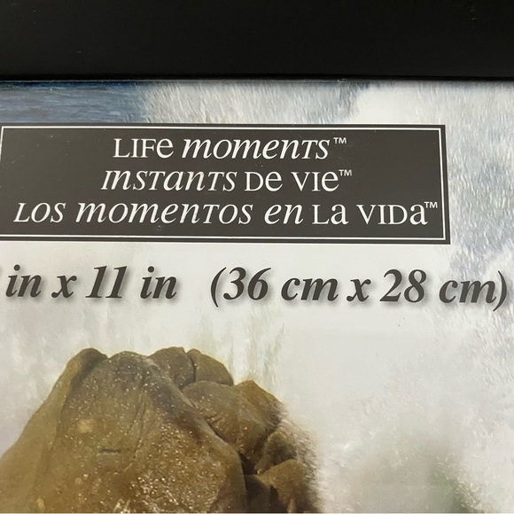 14” x 11” Picture Frame - Picture 2 of 3